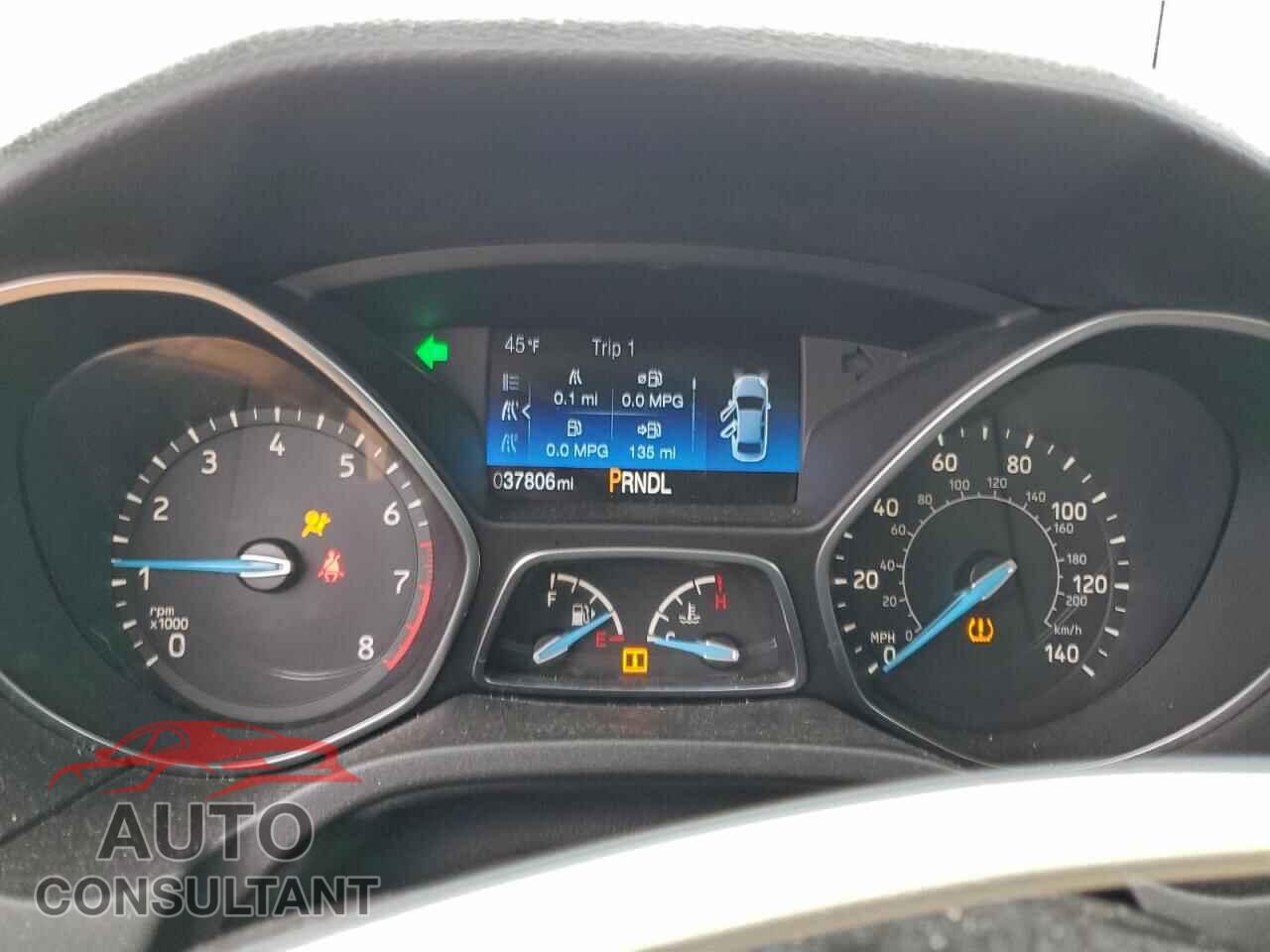 FORD FOCUS 2017 - 1FADP3F28HL329732