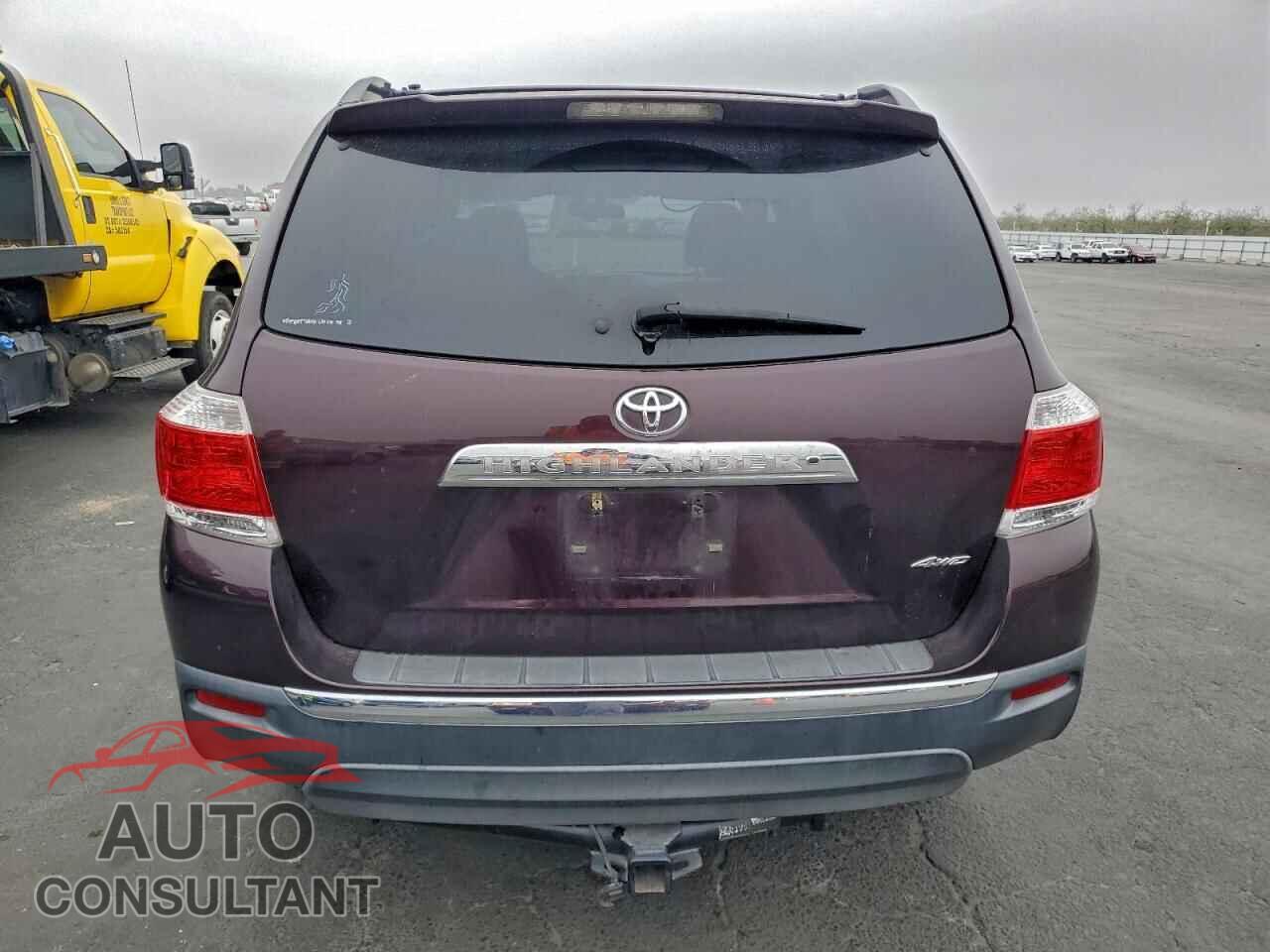 TOYOTA HIGHLANDER 2013 - 5TDBK3EH8DS189227