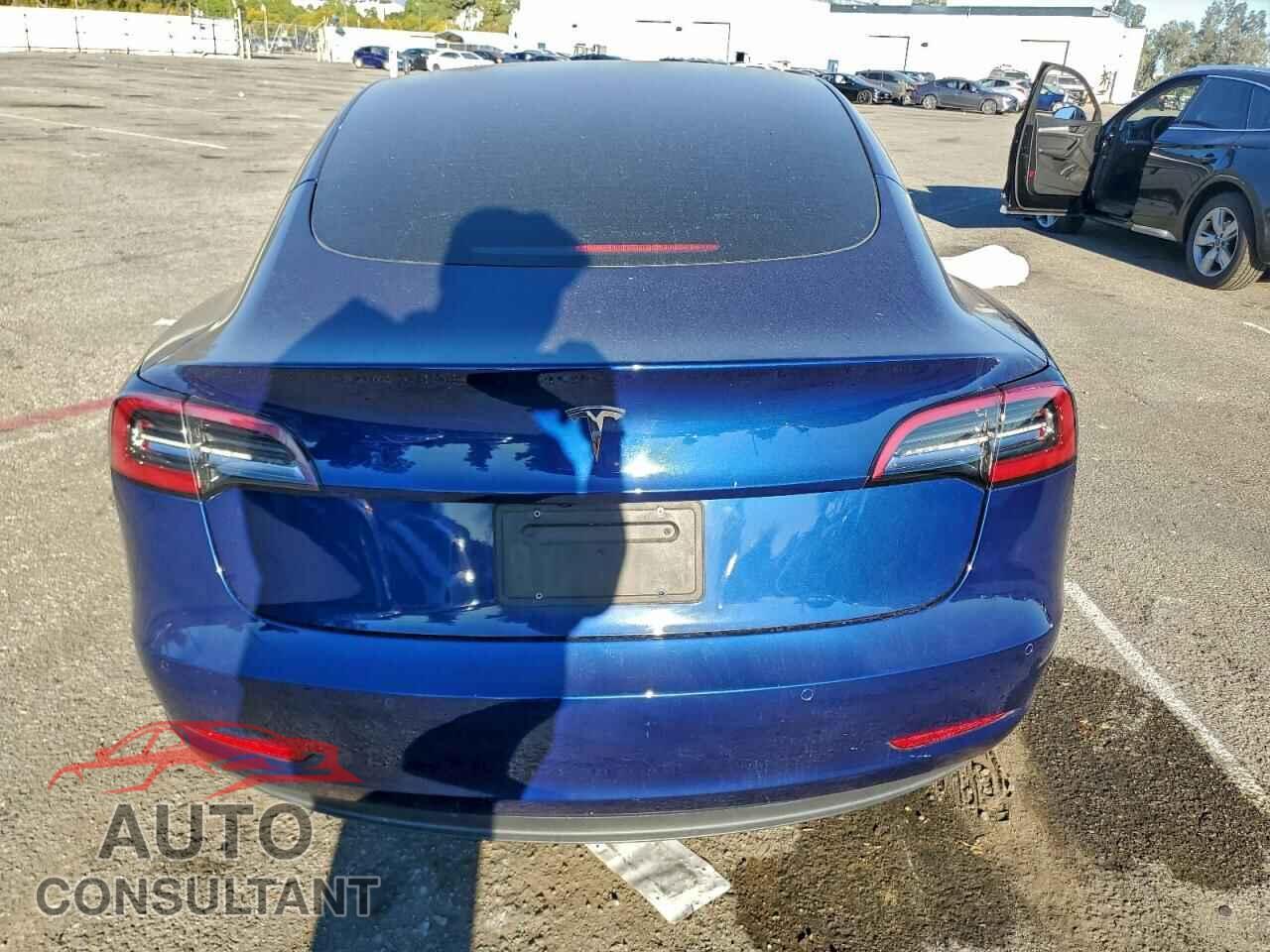 TESLA MODEL 3 2021 - 5YJ3E1EA0MF067842