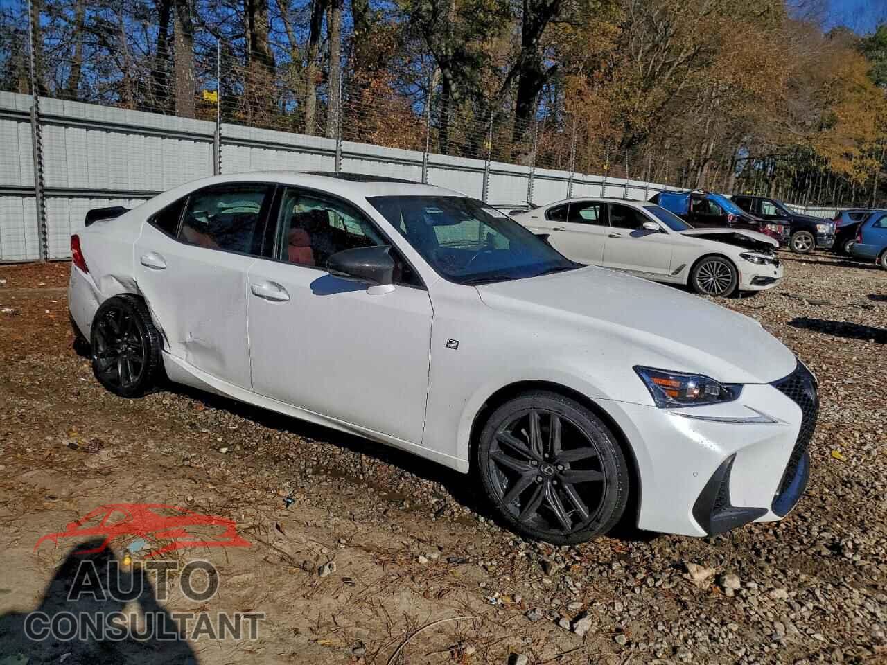LEXUS IS 2018 - JTHBZ1D28J5032102