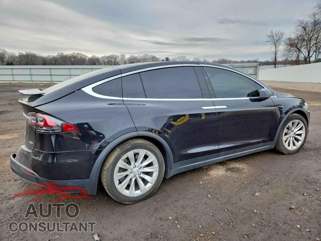 TESLA MODEL X 2017 - 5YJXCBE20HF054150