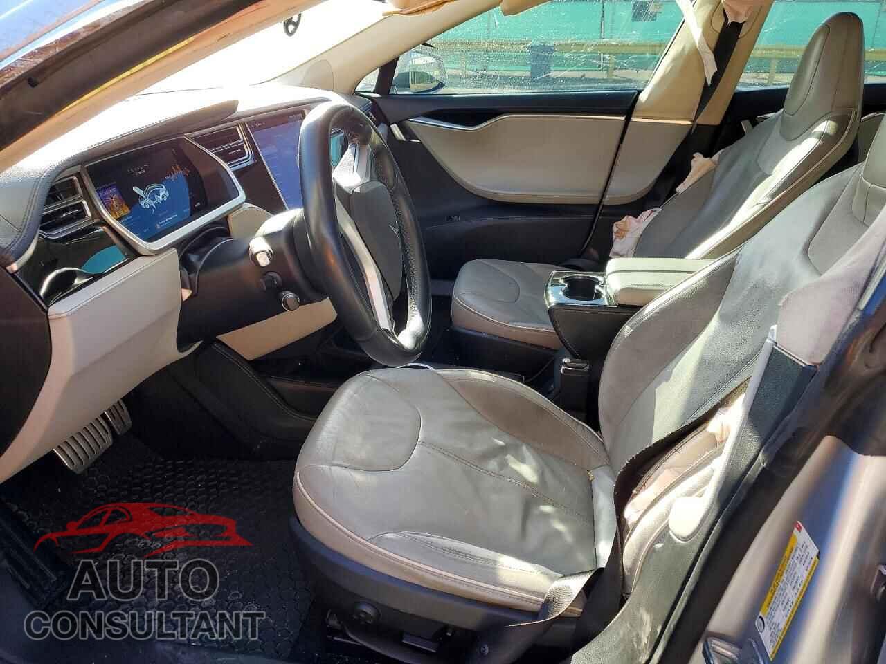 TESLA MODEL S 2013 - 5YJSA1CP6DFP23587