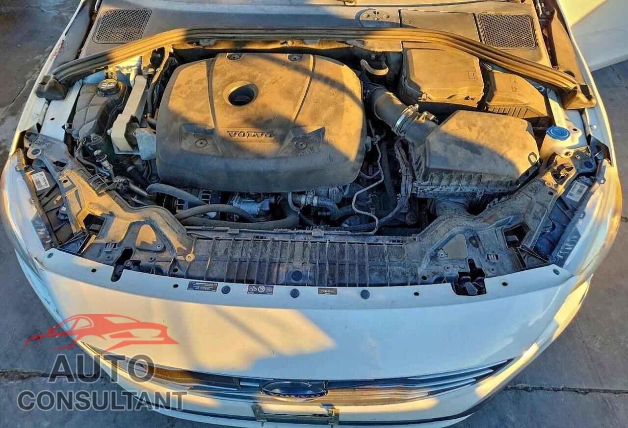 VOLVO S60 2017 - LYV402HM4HB140152