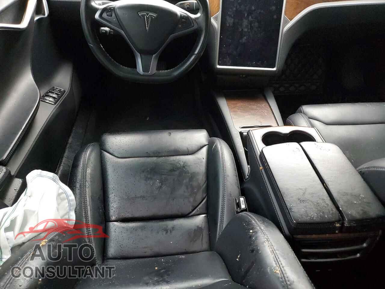 TESLA MODEL S 2019 - 5YJSA1E22KF305140