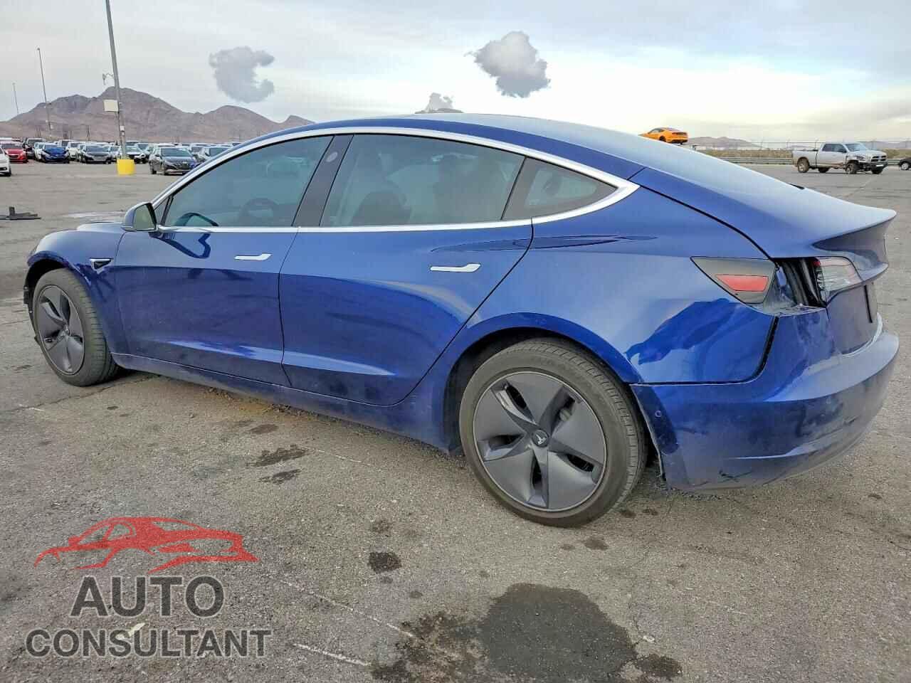 TESLA MODEL 3 2018 - 5YJ3E1EB4JF075186