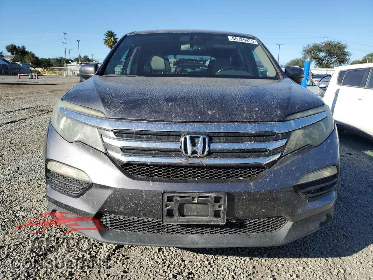 HONDA PILOT 2017 - 5FNYF6H78HB027207