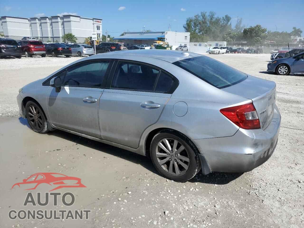 HONDA CIVIC 2012 - 2HGFB2F98CH516632