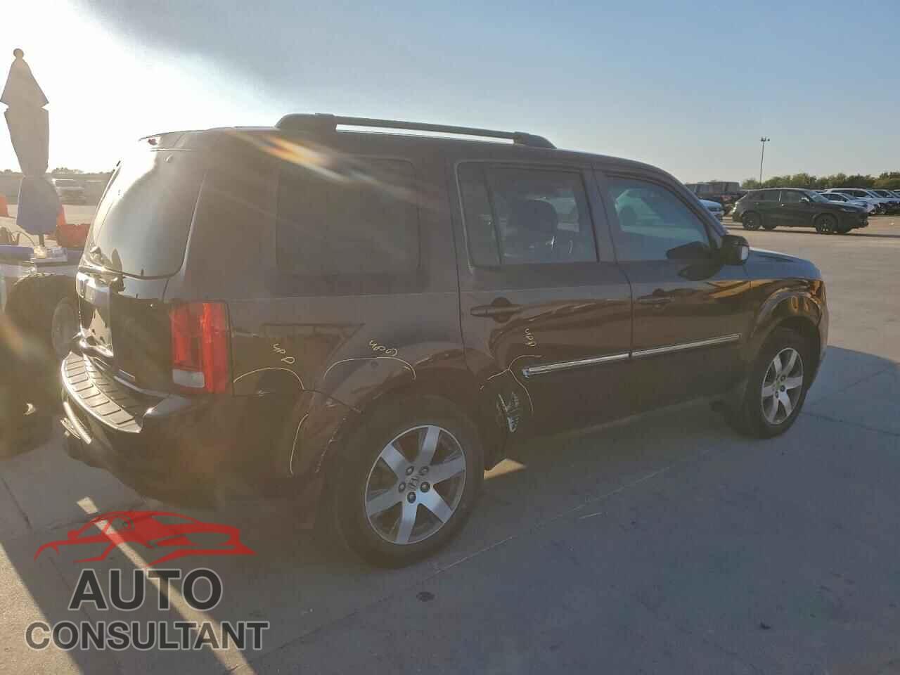 HONDA PILOT 2013 - 5FNYF3H98DB030442