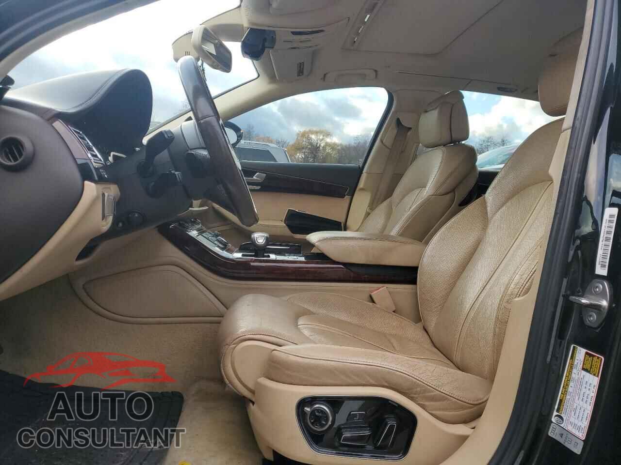 AUDI A8 2013 - WAUR2AFDXDN015418