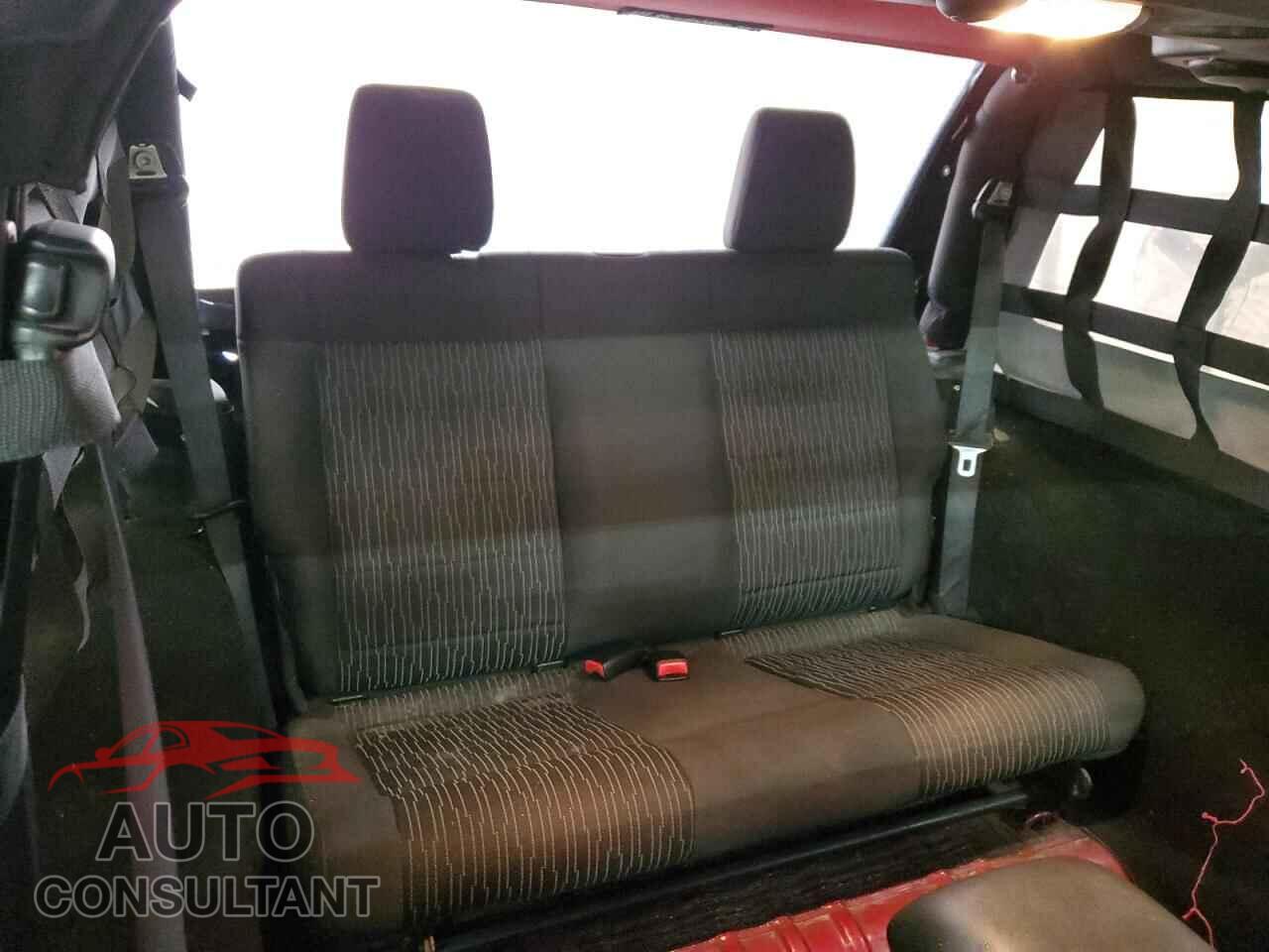 JEEP WRANGLER 2011 - 1J4AA2D18BL516862