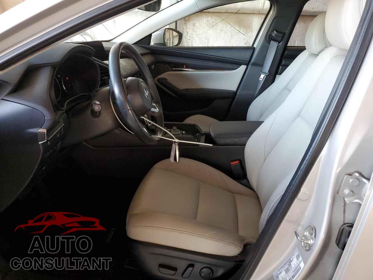 MAZDA 3 2023 - 3MZBPACM4PM382661
