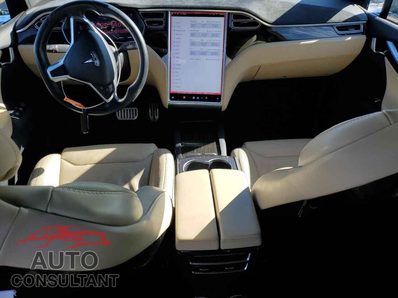 TESLA MODEL X 2016 - 5YJXCAE45GF011899