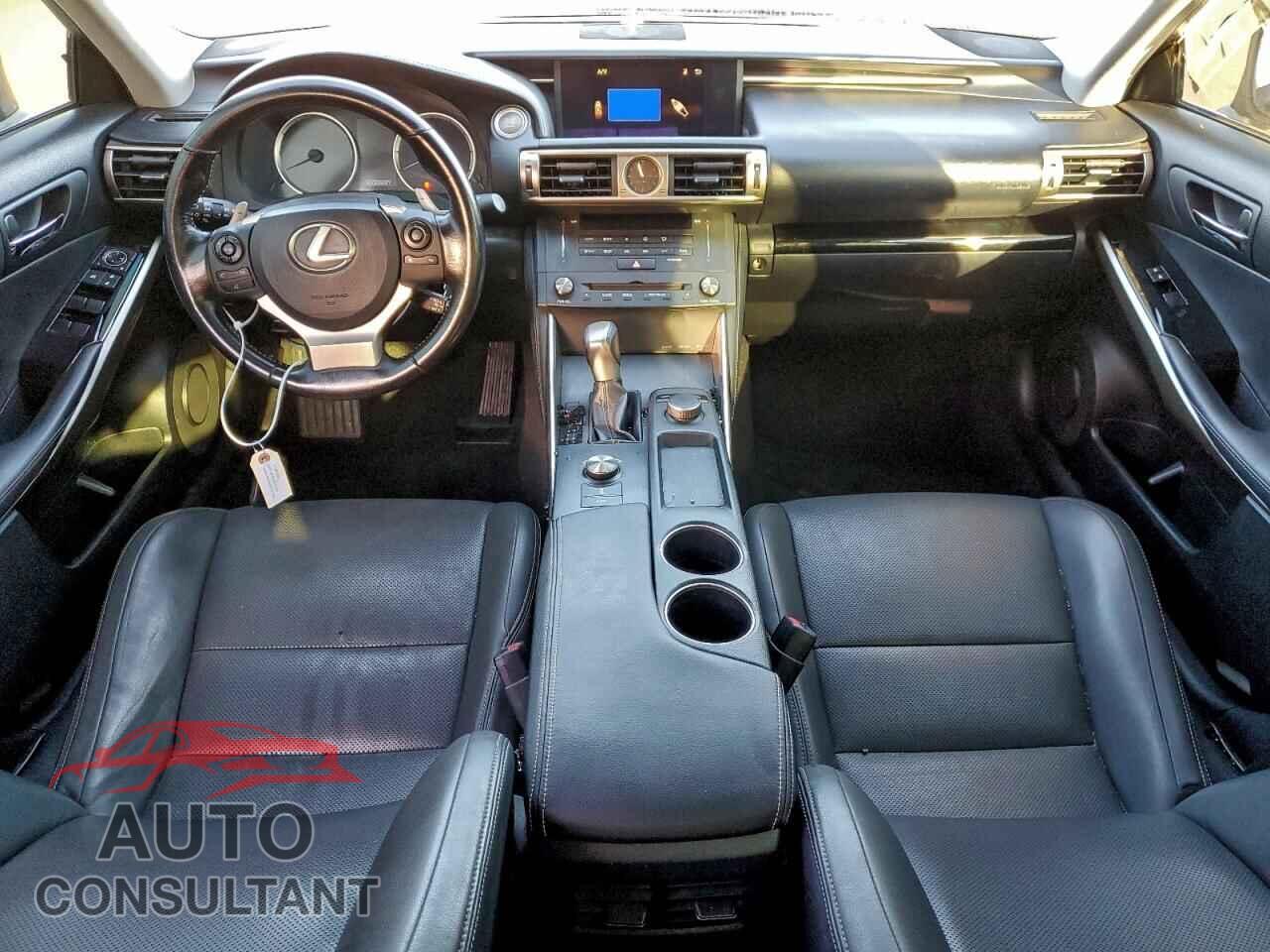 LEXUS IS 2016 - JTHBA1D25G5009702