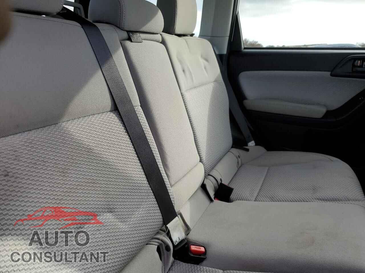 SUBARU FORESTER 2017 - JF2SJAEC0HH483132