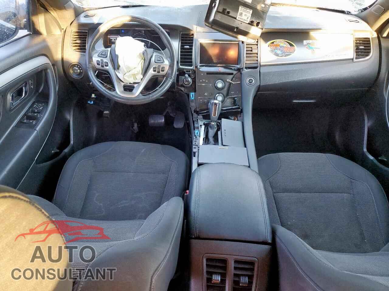 FORD TAURUS 2014 - 1FAHP2E82EG182247