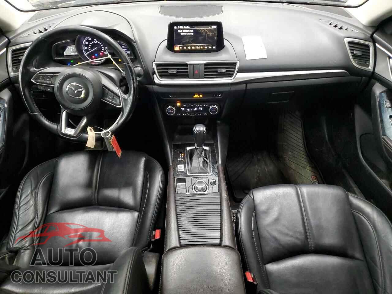MAZDA 3 2017 - 3MZBN1V78HM141202