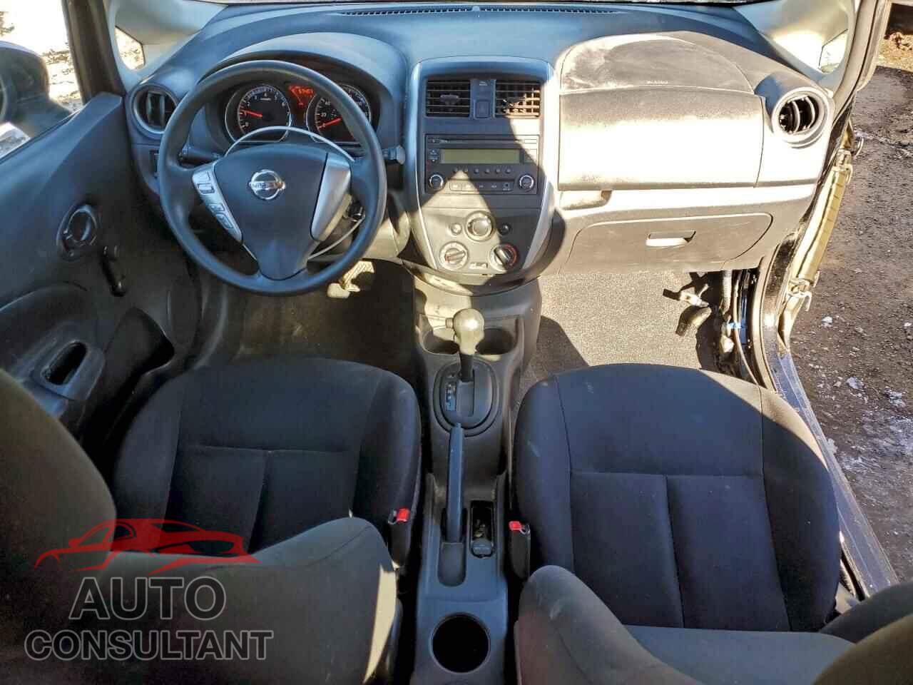 NISSAN VERSA 2015 - 3N1CE2CP3FL360431