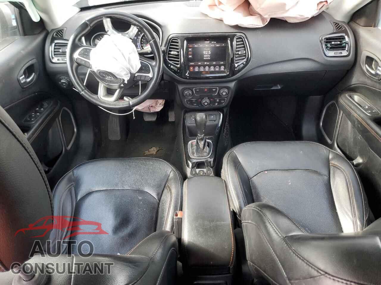 JEEP COMPASS 2020 - 3C4NJCCB5LT114536