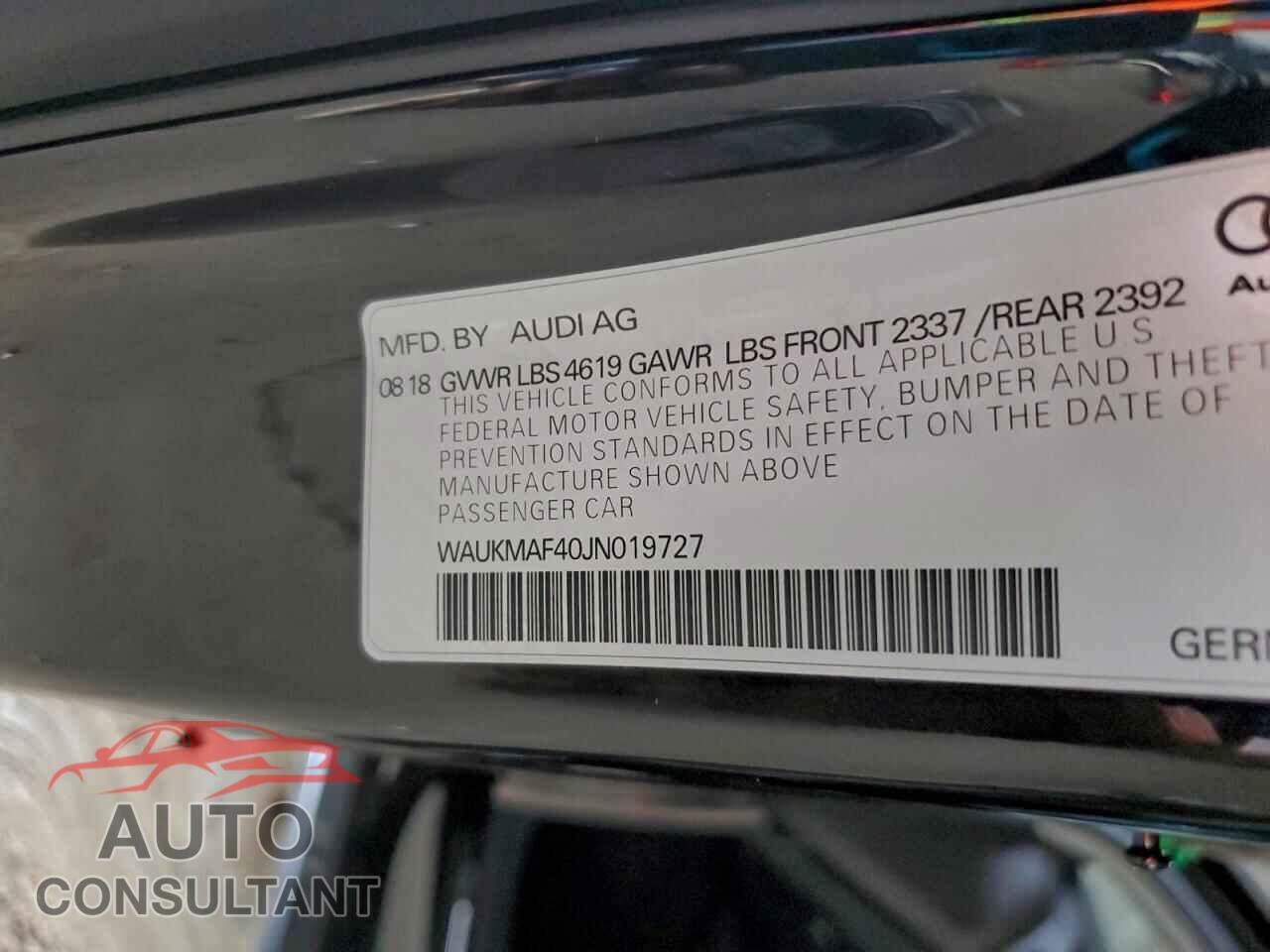 AUDI A4 2018 - WAUKMAF40JN019727