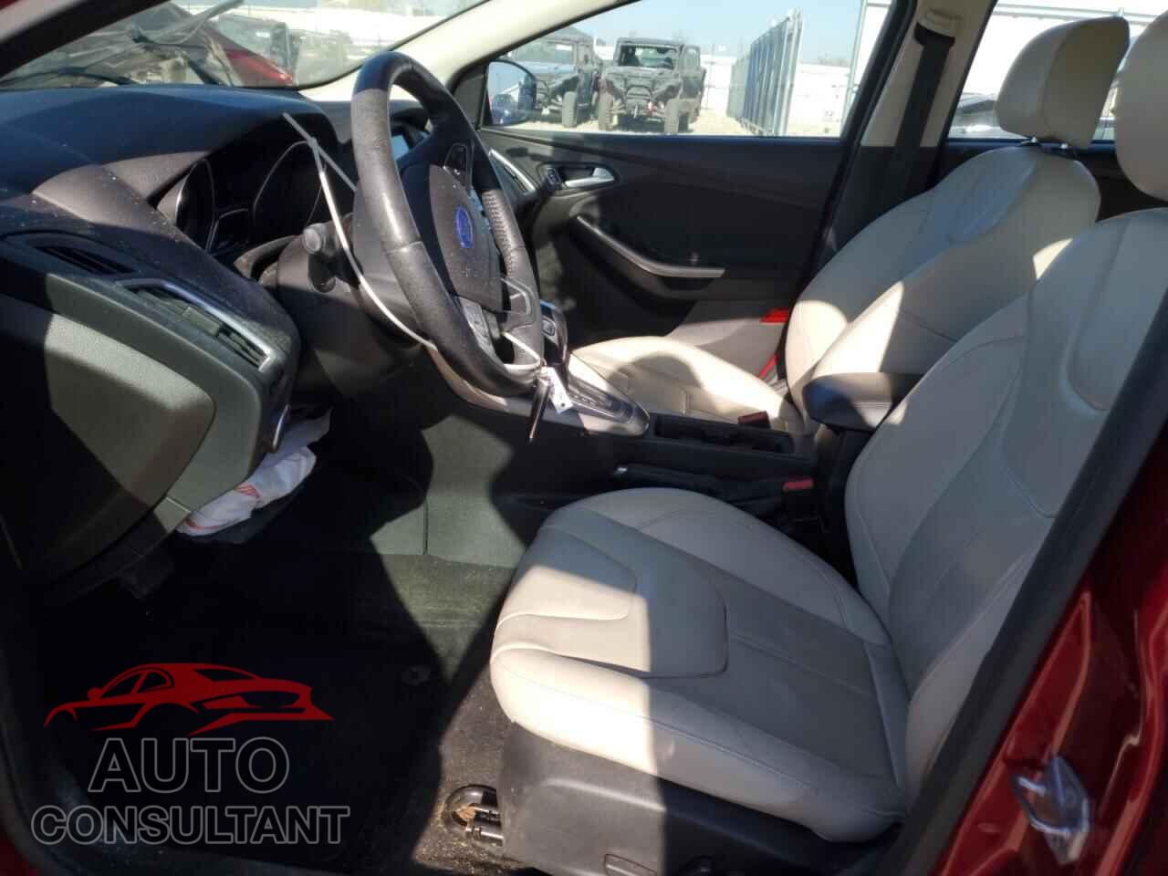 FORD FOCUS 2016 - 1FADP3N29GL326550