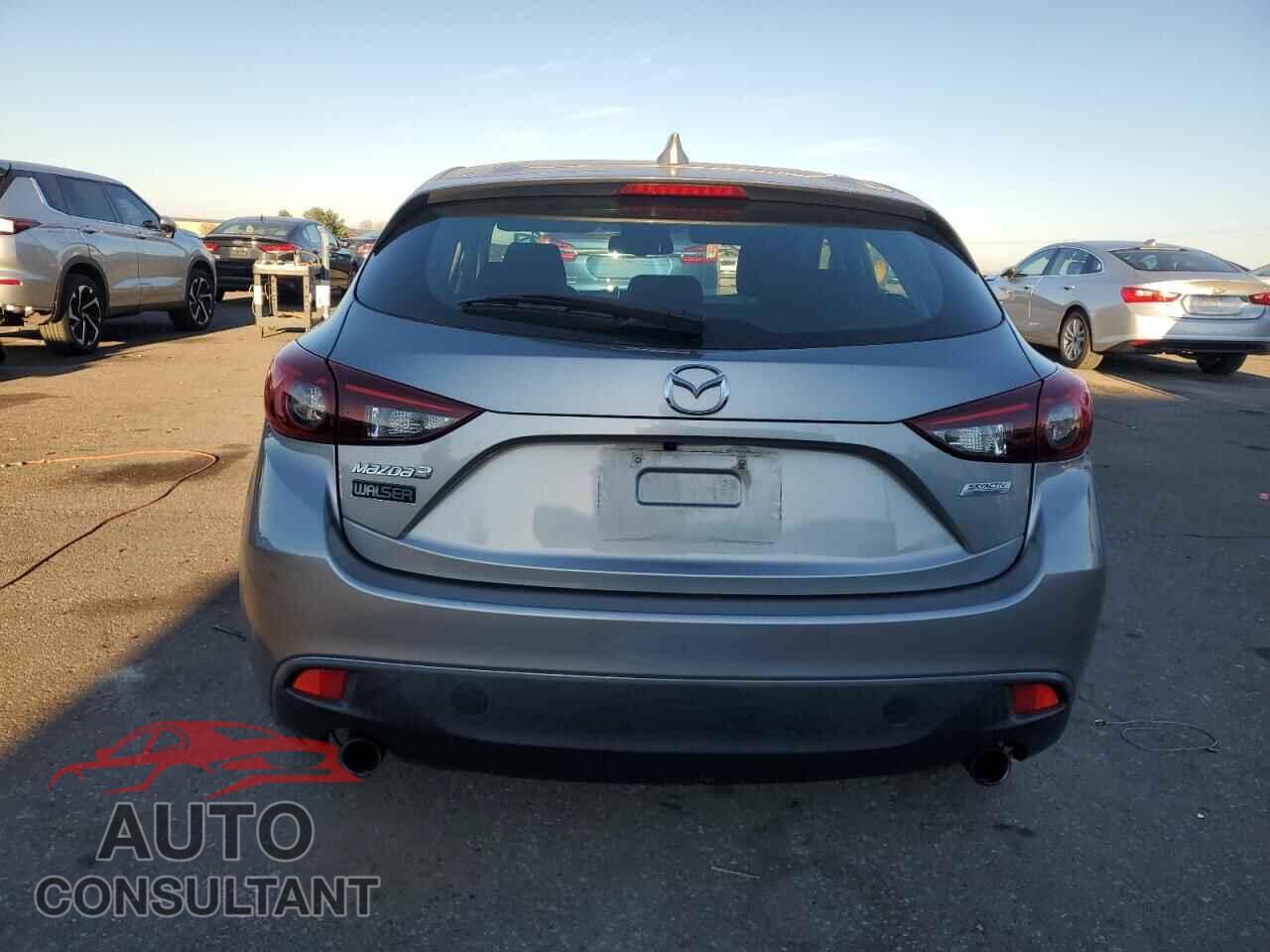 MAZDA 3 2016 - 3MZBM1M76GM250194