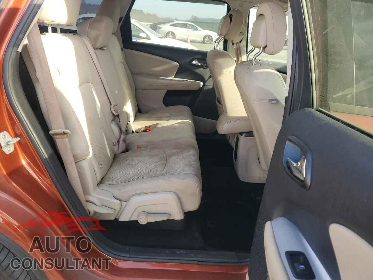 DODGE JOURNEY 2013 - 3C4PDCBB4DT555819