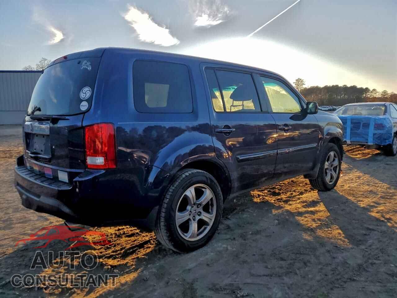 HONDA PILOT 2015 - 5FNYF3H50FB028989