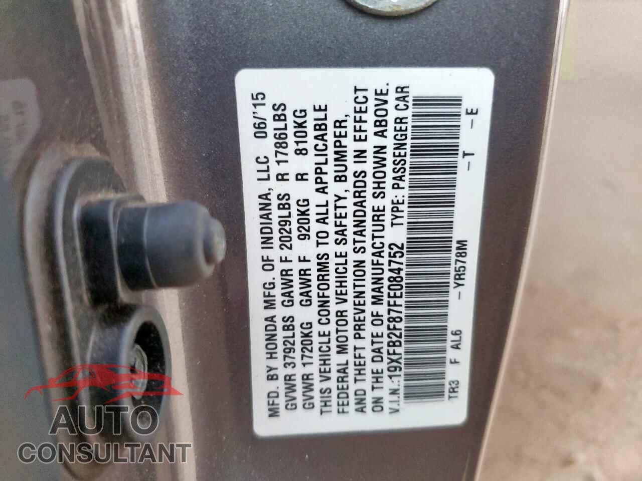 HONDA CIVIC 2015 - 19XFB2F87FE084752
