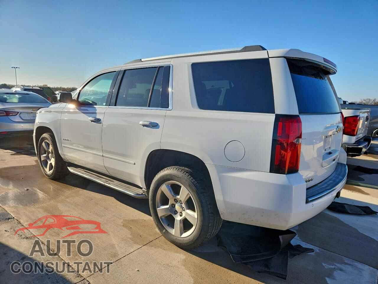 CHEVROLET TAHOE 2019 - 1GNSCCKC8KR164837