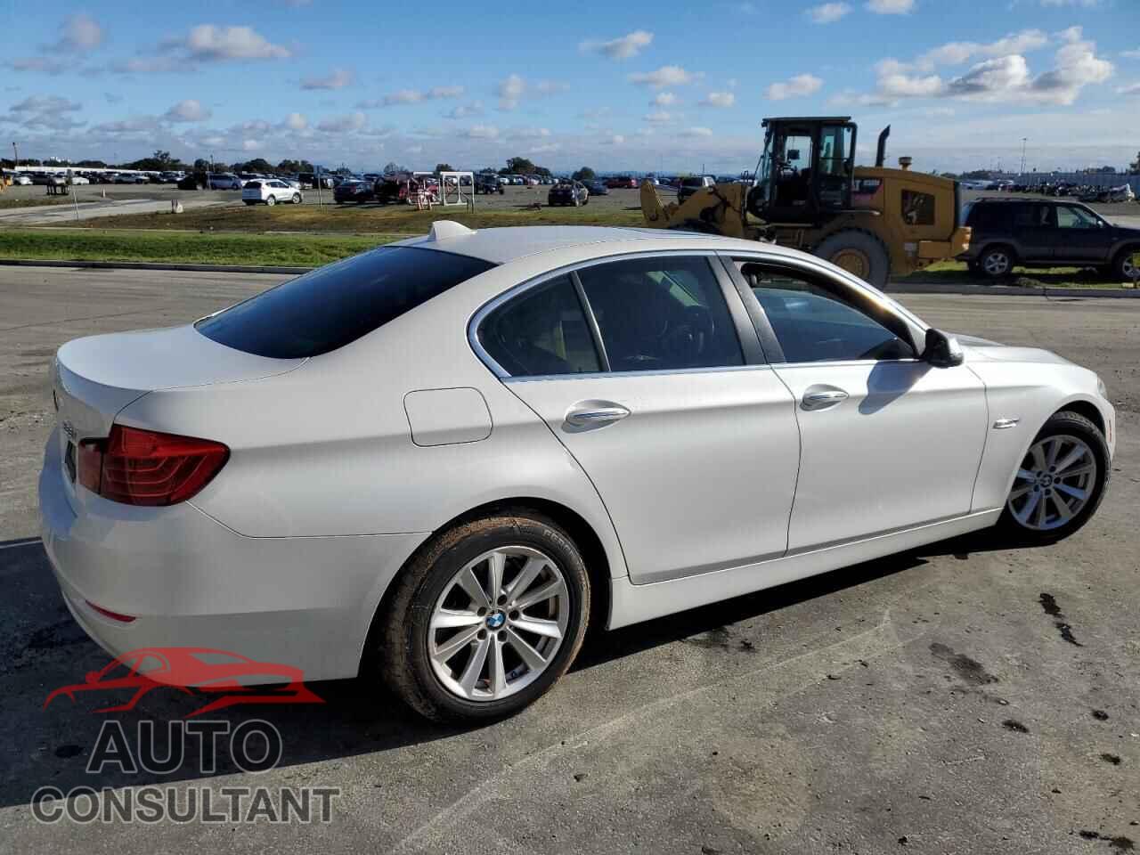 BMW 5 SERIES 2015 - WBA5A5C54FD522099