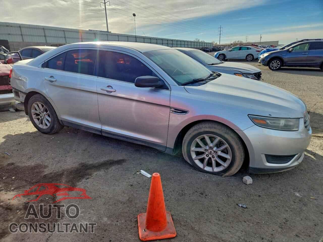 FORD TAURUS 2013 - 1FAHP2D90DG175189
