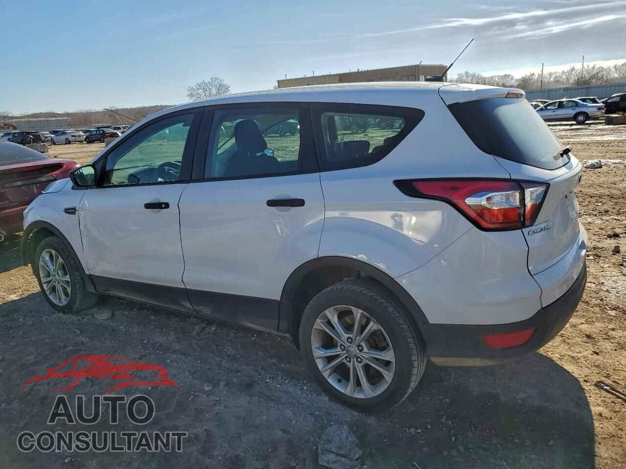 FORD ESCAPE 2018 - 1FMCU0F79JUB42696