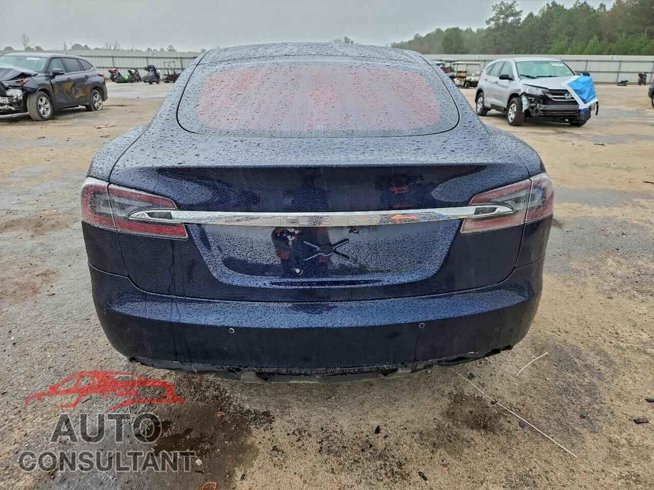 TESLA MODEL S 2014 - 5YJSA1S15EFP65103