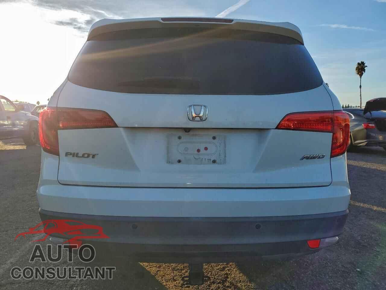 HONDA PILOT 2017 - 5FNYF6H57HB062786