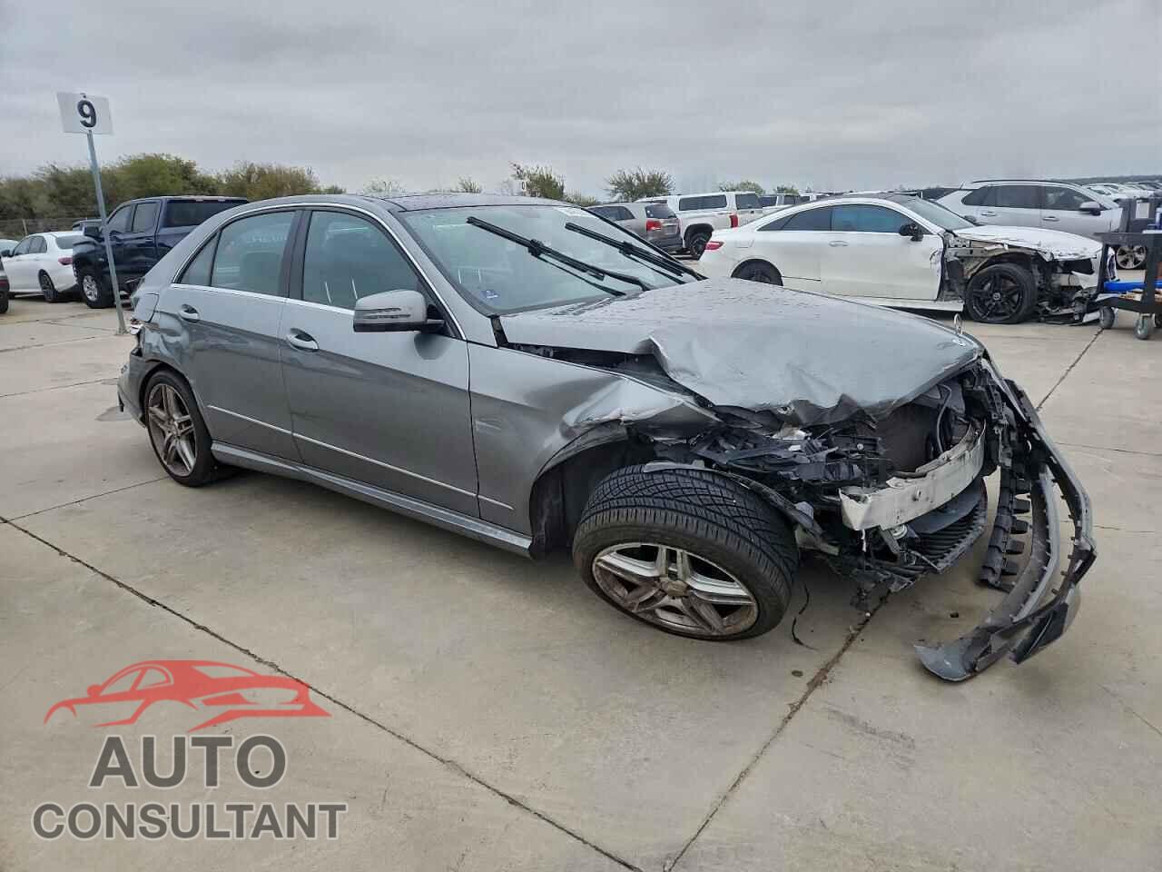 MERCEDES-BENZ E-CLASS 2011 - WDDHF5GB2BA360721