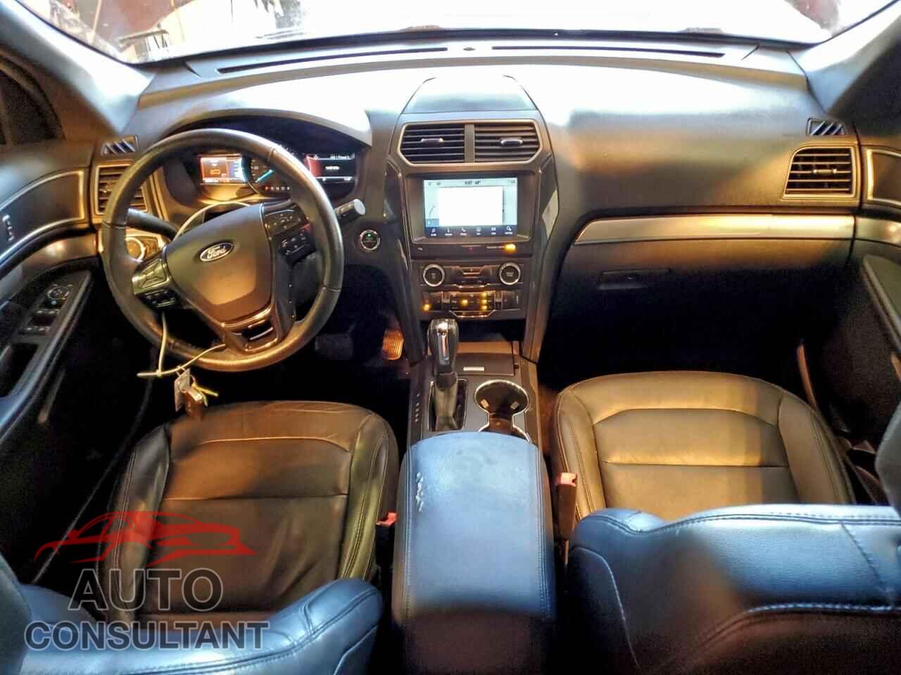 FORD EXPLORER 2018 - 1FM5K7D88JGB17242