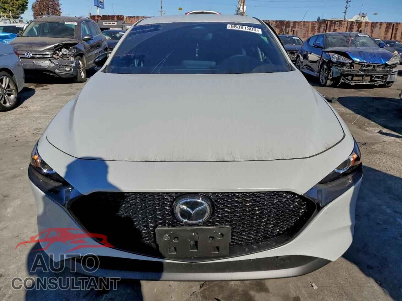 MAZDA 3 SELECT S 2025 - JM1BPAKM3S1784780