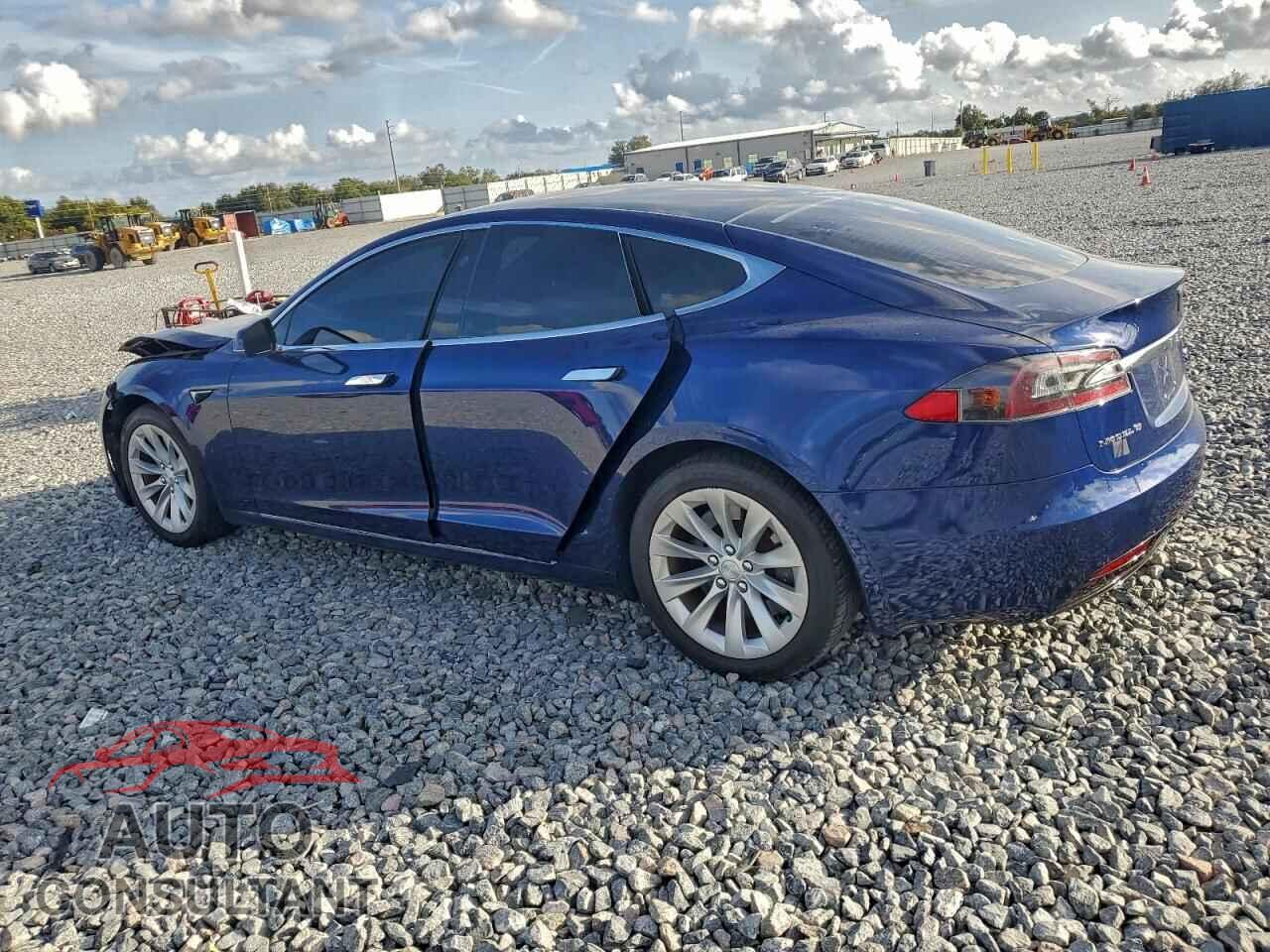 TESLA MODEL S 2018 - 5YJSA1E26JF273050
