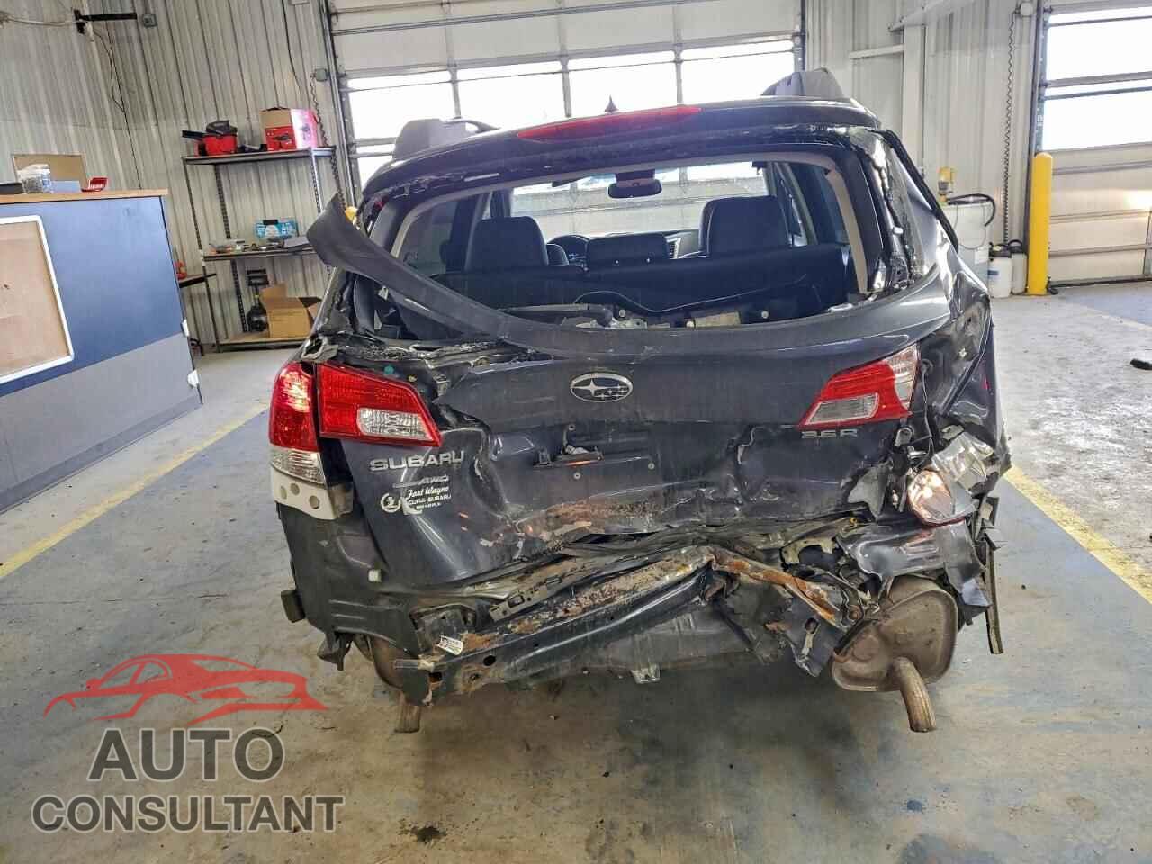 SUBARU OUTBACK 2013 - 4S4BRDKCXD2293733