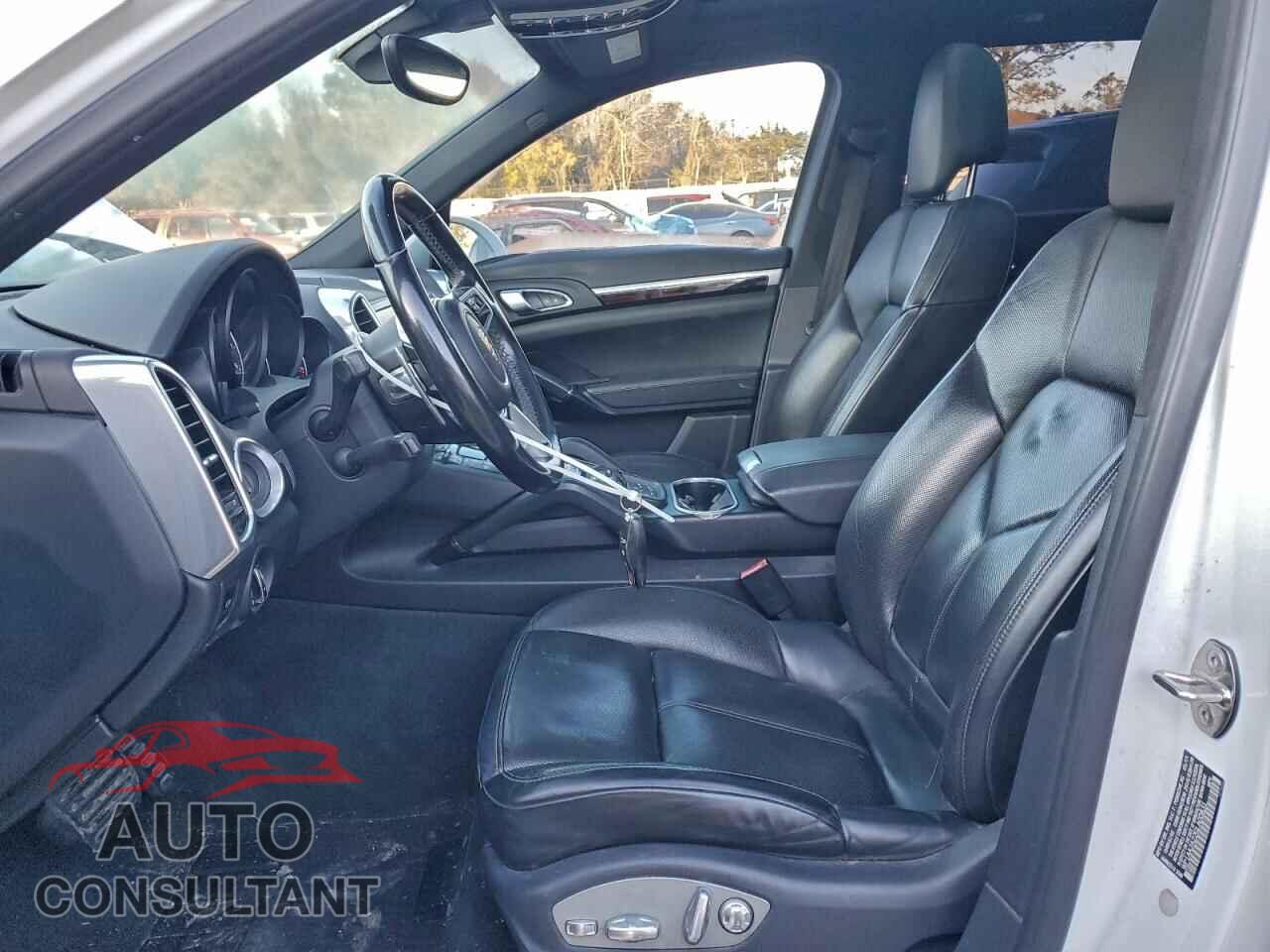 PORSCHE CAYENNE 2016 - WP1AA2A22GLA00831