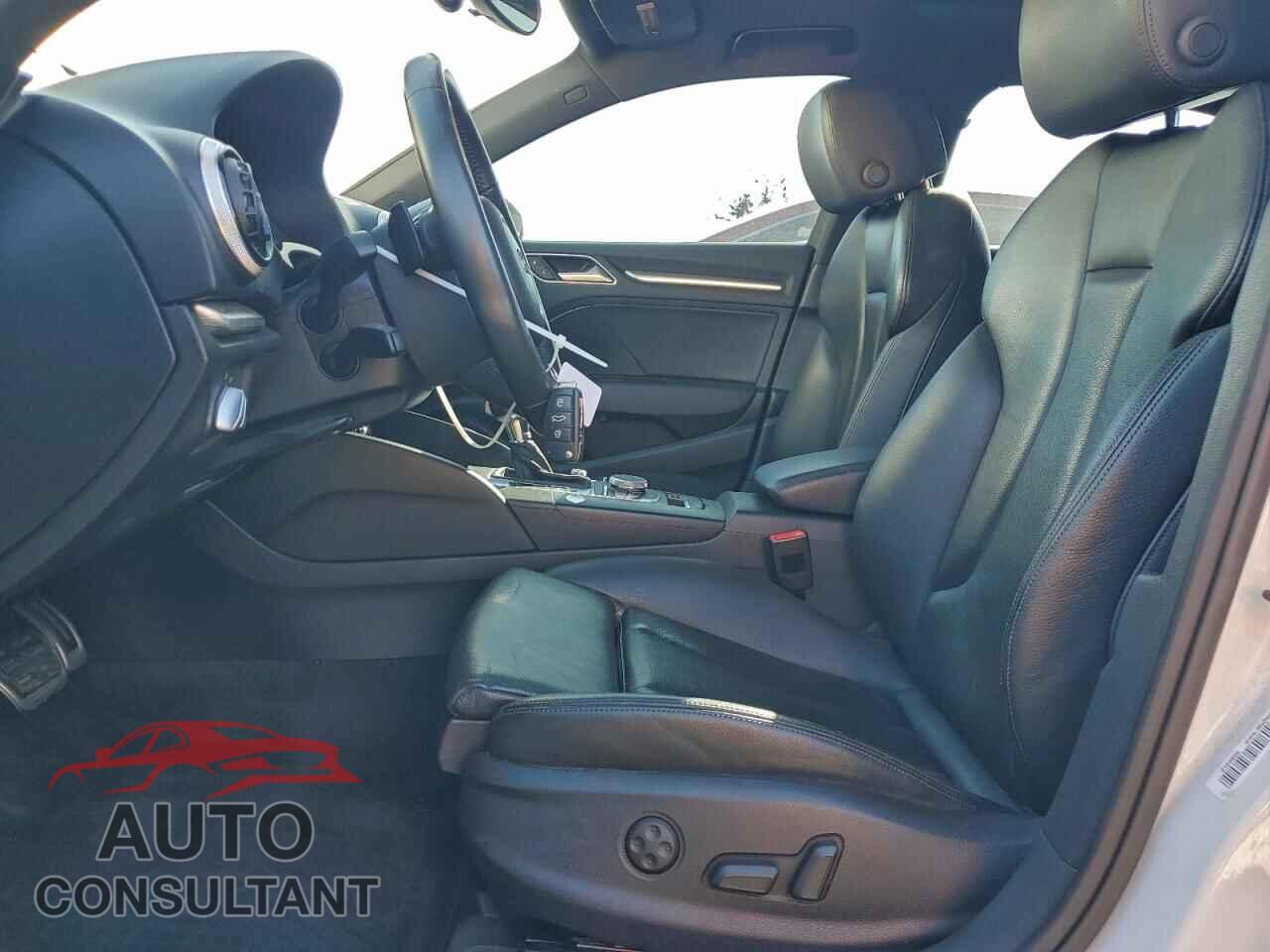 AUDI A3 2015 - WAUEFGFF0F1010813
