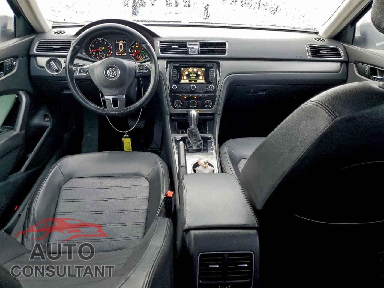 VOLKSWAGEN PASSAT 2015 - 1VWBS7A35FC016333