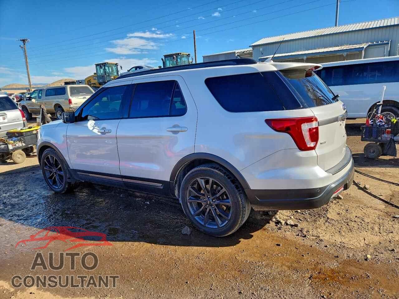 FORD EXPLORER 2018 - 1FM5K7D82JGA04385