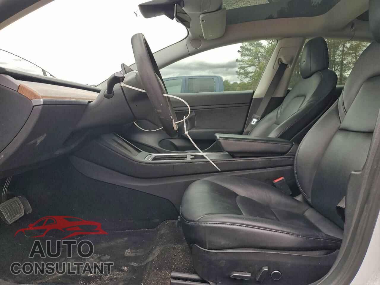 TESLA MODEL 3 2021 - 5YJ3E1EA4MF871528