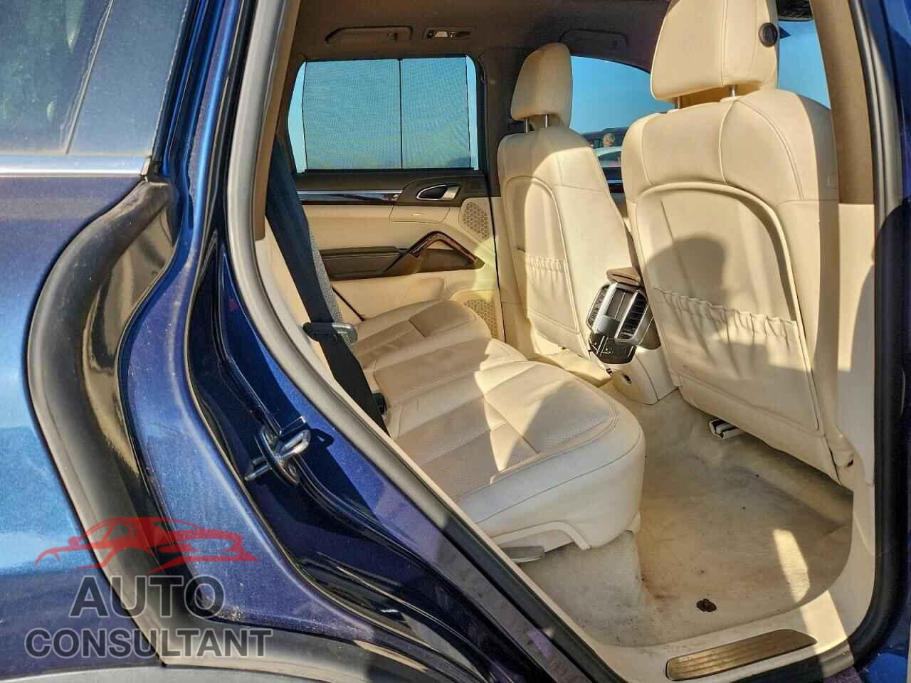 PORSCHE CAYENNE 2012 - WP1AB2A28CLA45344
