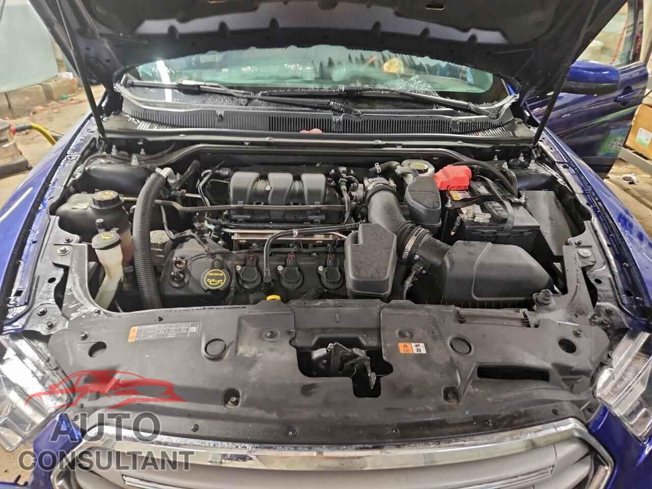 FORD TAURUS 2015 - 1FAHP2E87FG188157