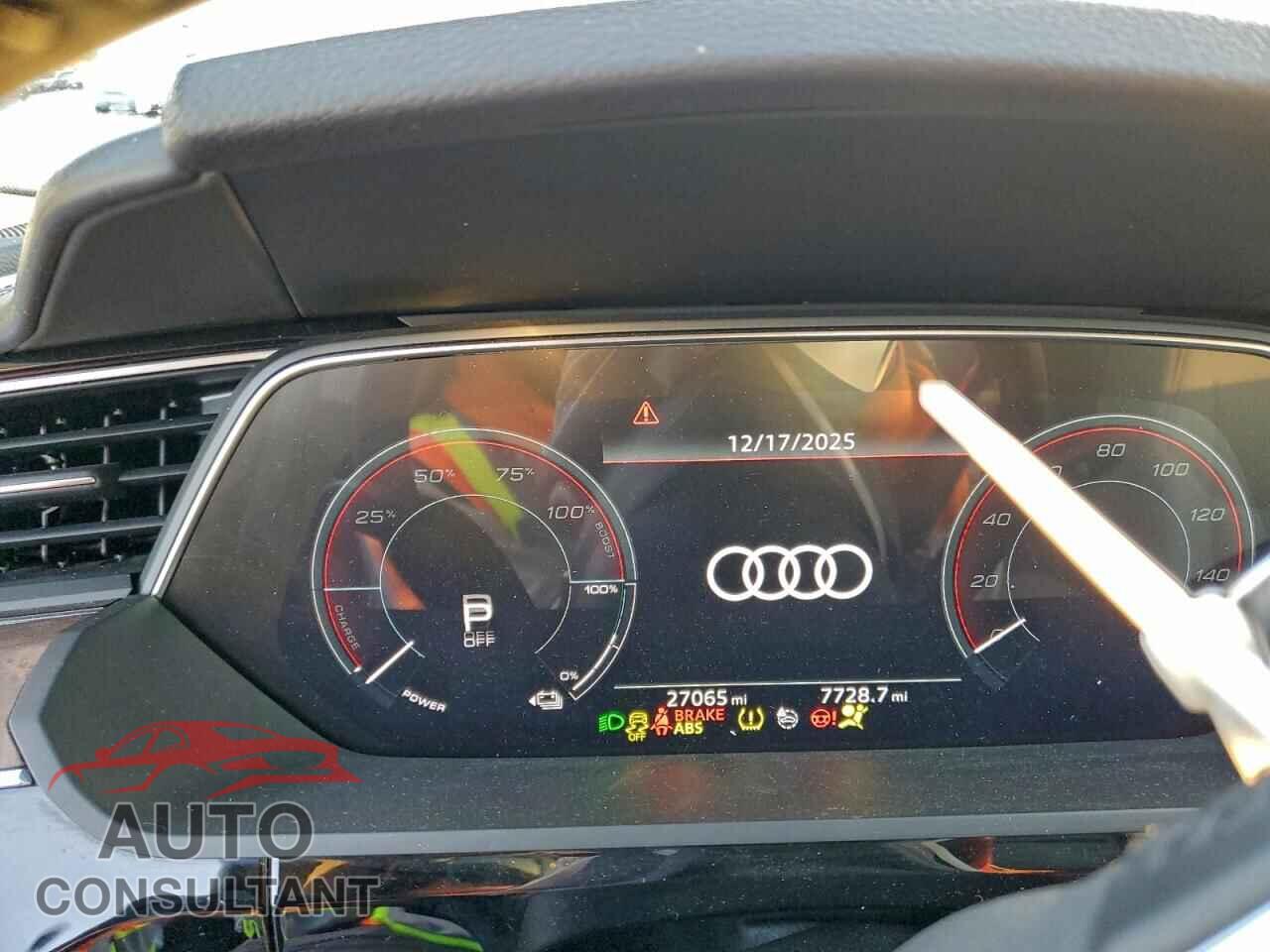 AUDI E-TRON 2019 - WA1VABGE0KB014675