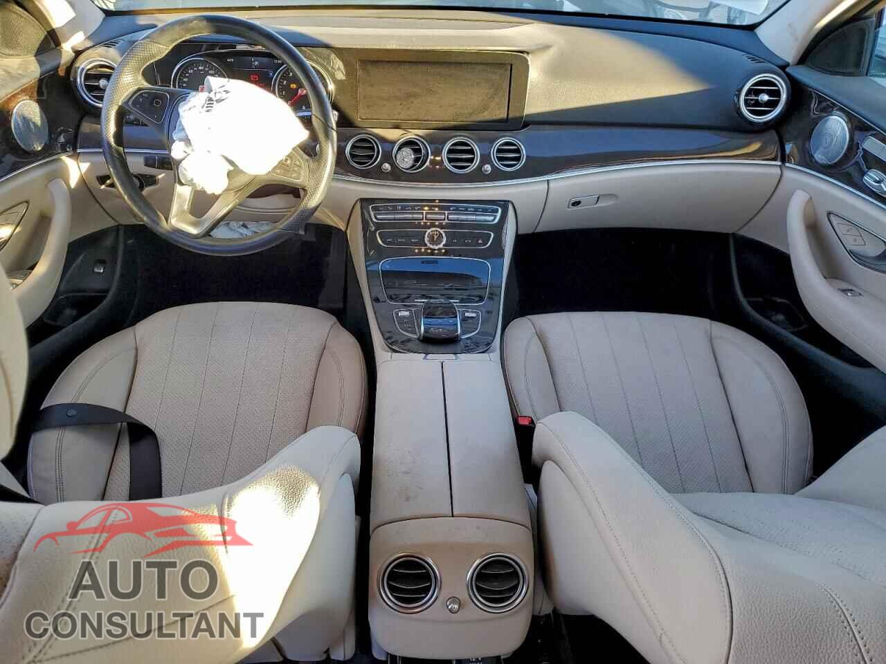 MERCEDES-BENZ E-CLASS 2018 - WDDZF4JB5JA463301