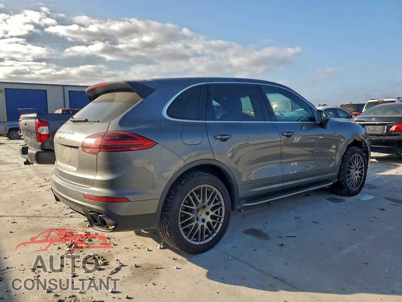 PORSCHE CAYENNE 2017 - WP1AB2A23HLA53732