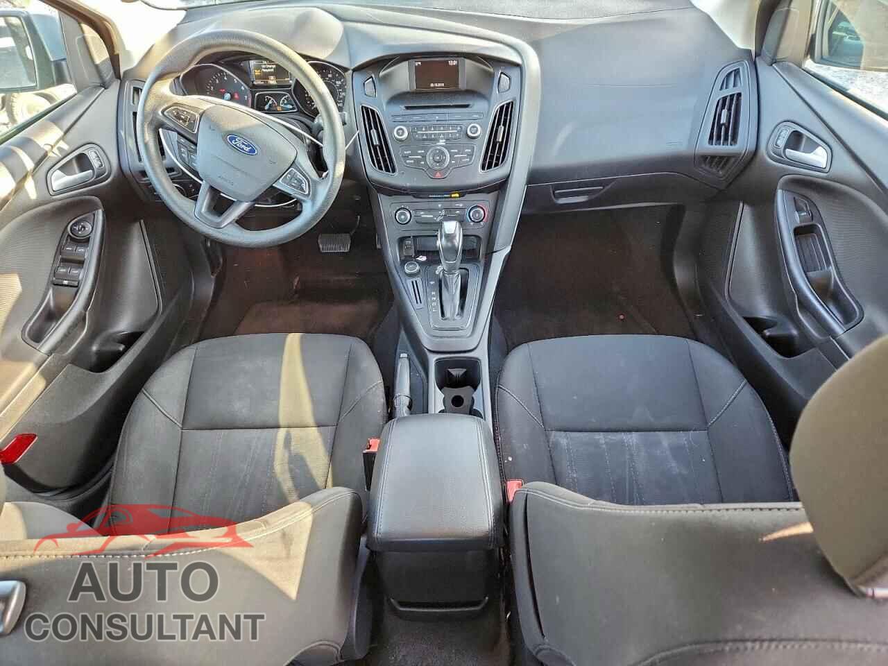 FORD FOCUS 2016 - 1FADP3F2XGL381619